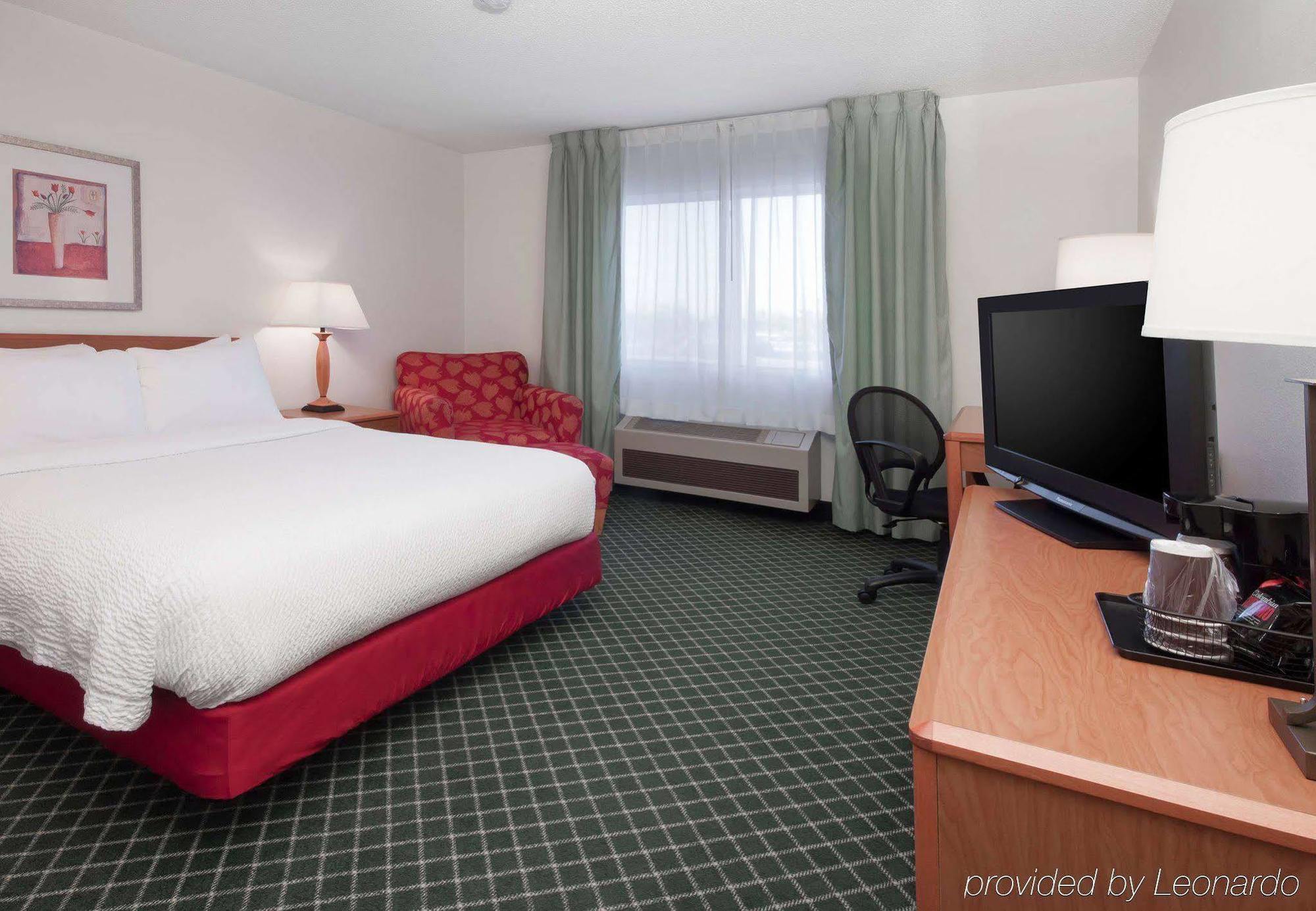 Americinn By Wyndham Hudson Exterior foto